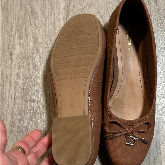 Nautica Textured Brown Loafers with Bow - Picture 8 of 8